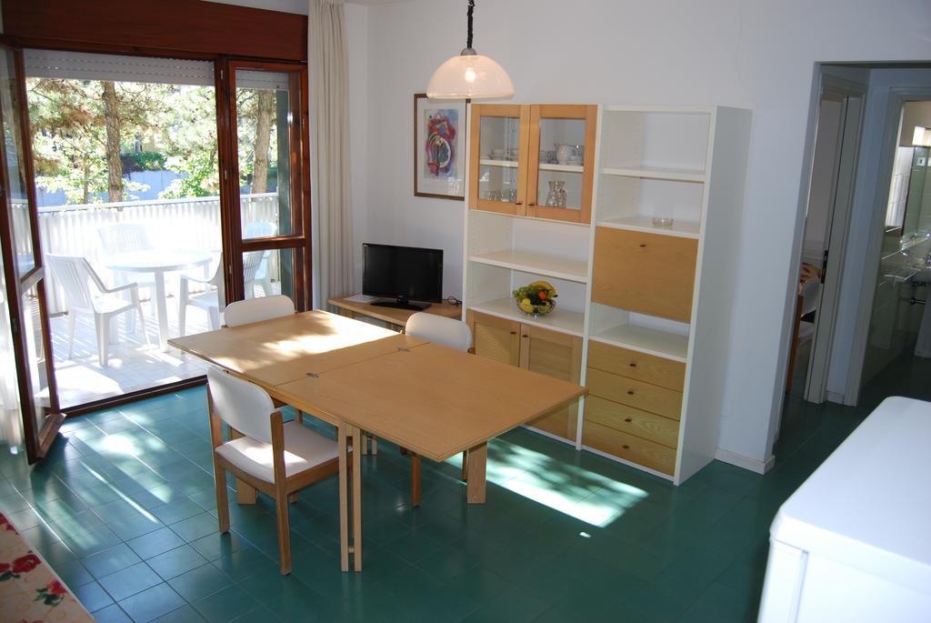 Appartamenti Vacanza Albatros Lignano Sabbiadoro Exterior photo